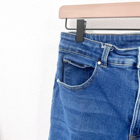 Universal Standard Etta High Rise Straight Leg Jeans 28 Inch Aged Indigo Size 10 - Picture 7 of 9